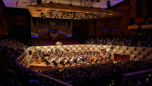Uitverkochte seizoensopening markeert klassieke koers met ruimte voor ontdekking en ontmoeting