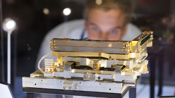 Precisiebeurs viert 25-jarig jubileum met wereldprimeurs, Big Science en innovaties van de beursvloer